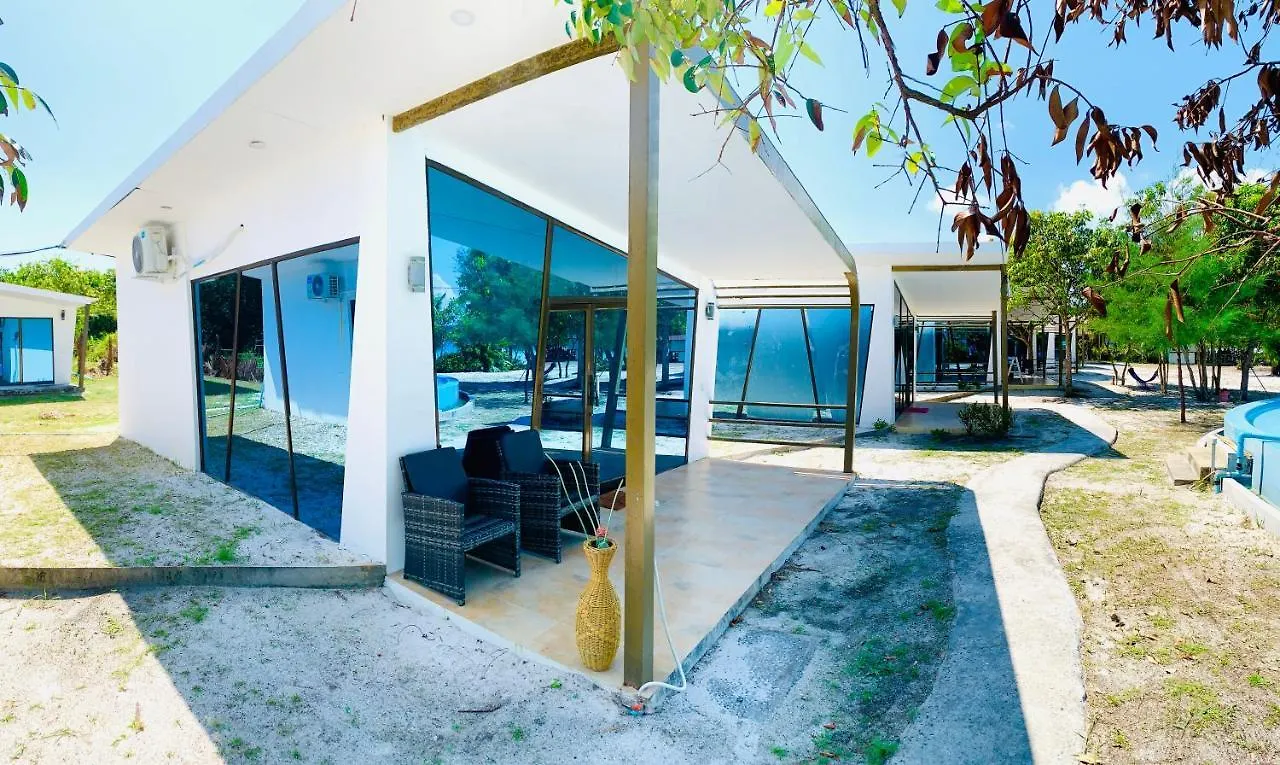 Homestay Resort Koh Rong Sanloem Preăh Sihanŭk