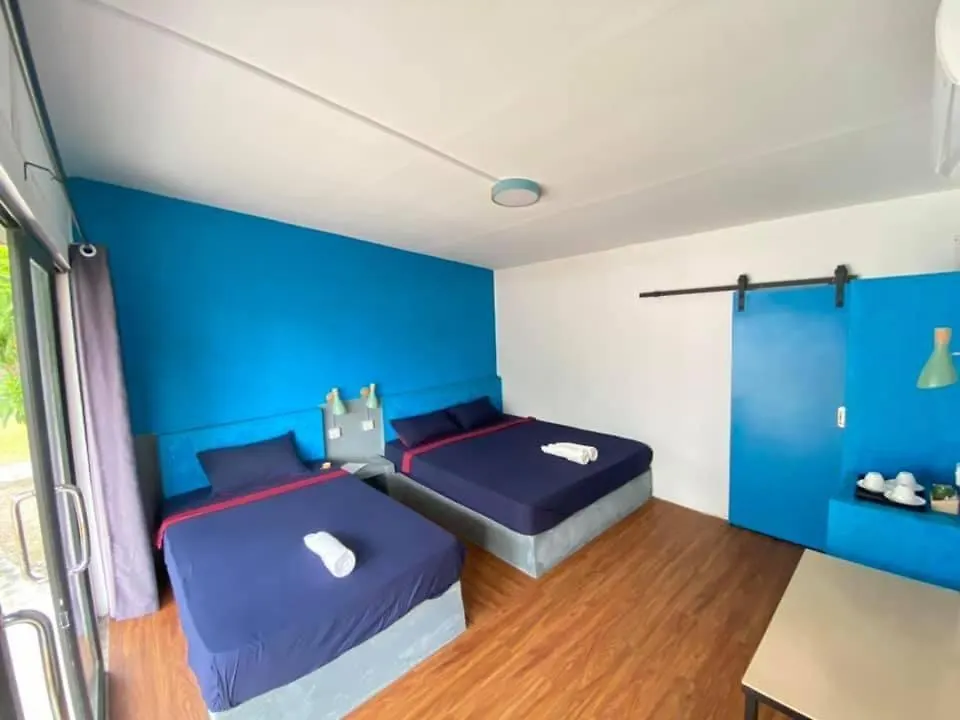 Homestay Resort Koh Rong Sanloem Preăh Sihanŭk 0*,